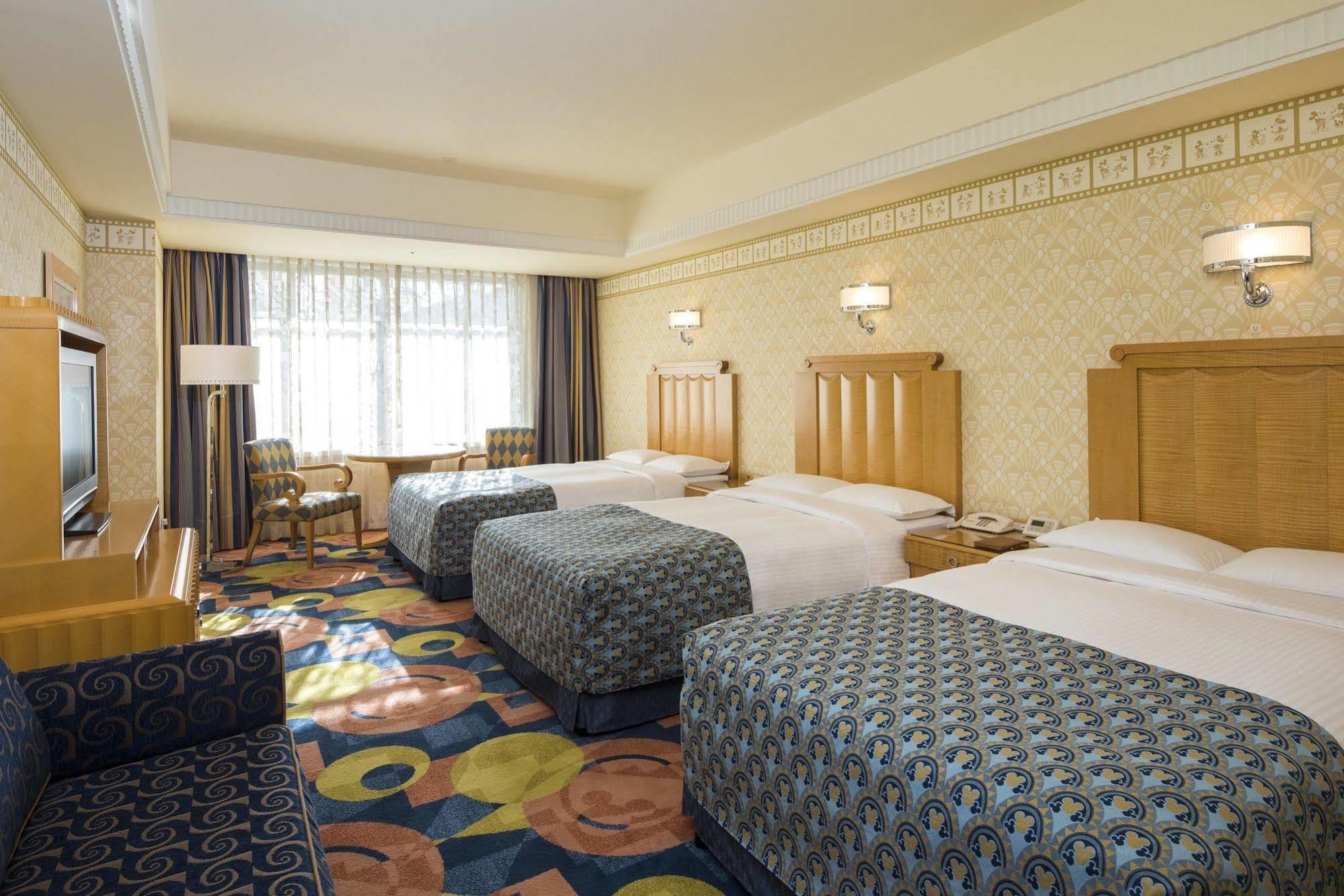 Disney Ambassador Hotel Чиба Екстериор снимка
