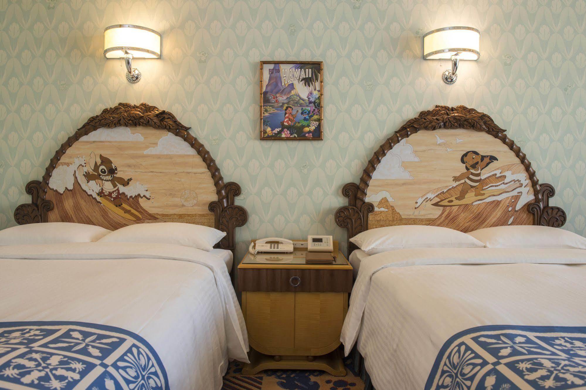 Disney Ambassador Hotel Чиба Екстериор снимка