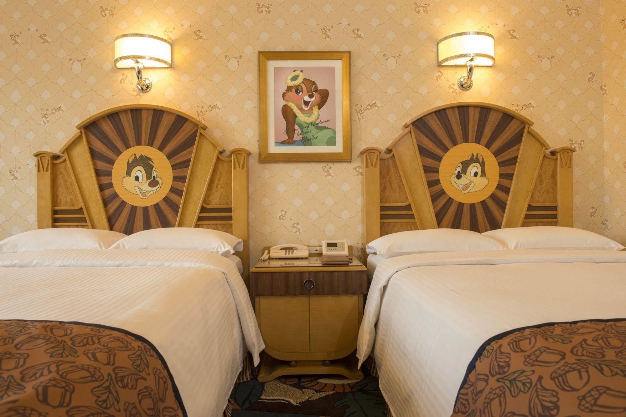 Disney Ambassador Hotel Чиба Екстериор снимка