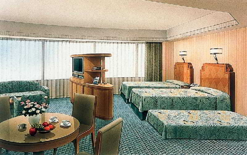 Disney Ambassador Hotel Чиба Екстериор снимка